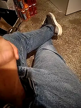 A man in public online show from 11-11-25, 12:00