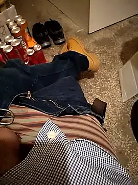 A man in public online show from 12-05-25, 08:17