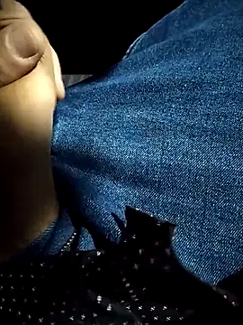 Snapshot of A_man_in_public chatting on 03-02-26, 09:00 A man in public online show from 03-02-26, 09:00