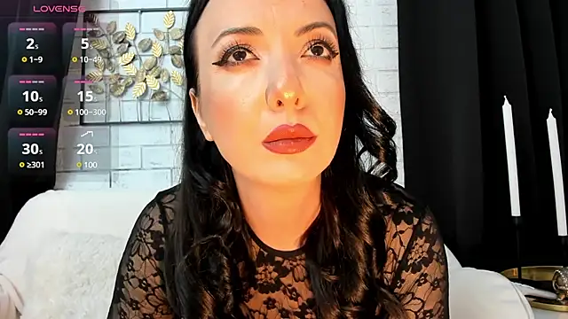 Snapshot of Aaliyah-Divine11 chatting on 01-26-25, 08:45 Aaliyah-Divine11 online show from 01-26-25, 08:45