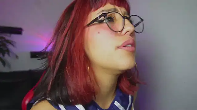 cute hollywood online show from 10-08-25, 12:39