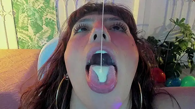 cute hollywood online show from 01-09-26, 07:54