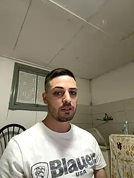 iltoscano95 online show from 09-29-25, 06:57