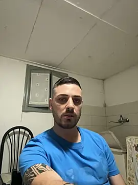 iltoscano95 online show from 11-01-25, 06:02