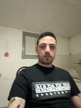 iltoscano95 online show from 10-18-25, 07:38