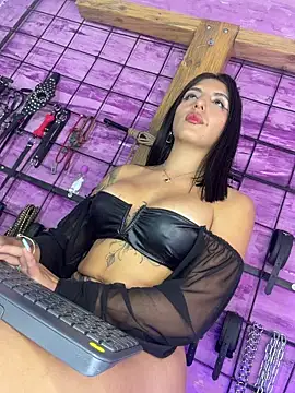 Snapshot of alexia_aitanaa_ chatting on 07-14-26, 10:21 alexia aitanaa online show from 07-14-26, 10:21