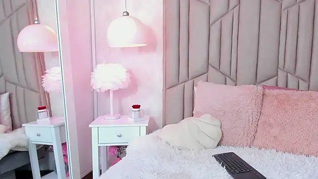 AudreyElla online show from 02-02-25, 09:34