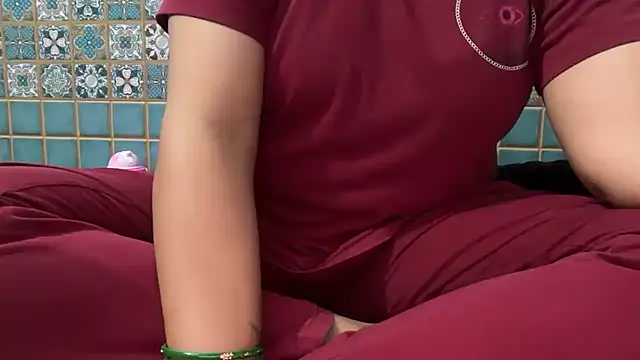 Kajal G online show from 06-25-26, 03:39