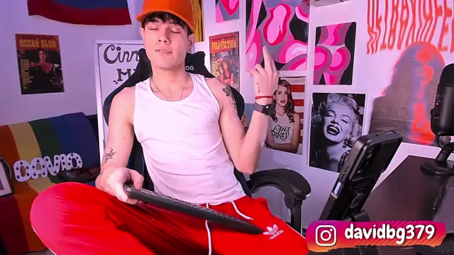 cinnamon boyxxx online show from 02-18-25, 12:37