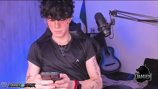 cinnamon boyxxx online show from 09-29-25, 01:23