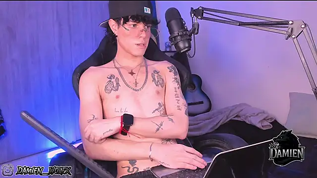 cinnamon boyxxx online show from 09-28-25, 02:07