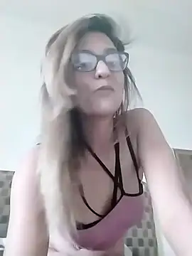 karmicQueen669 online show from 04-01-26, 04:47