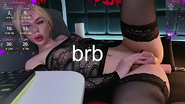 Snapshot of DanielPaige_ chatting on 12-14-25, 11:38 DanielPaige online show from 12-14-25, 11:38