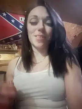 Genevieve143 online show from 12-20-25, 06:49