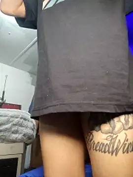 Genevieve143 online show from 02-10-26, 12:20