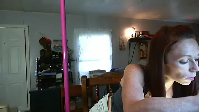 Genevieve143 online show from 09-25-25, 10:38