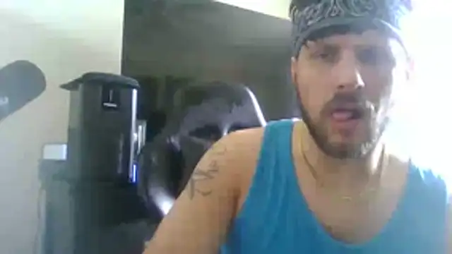 Snapshot of jonnybans chatting on 06-28-26, 05:52 jonnybans online show from 06-28-26, 05:52