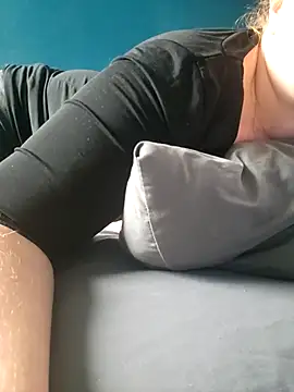 cruellaculdenfer67 online show from 10-10-25, 08:48