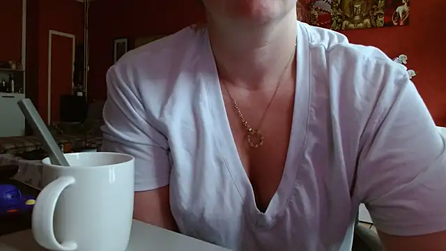 cruellaculdenfer67 online show from 06-15-26, 07:19