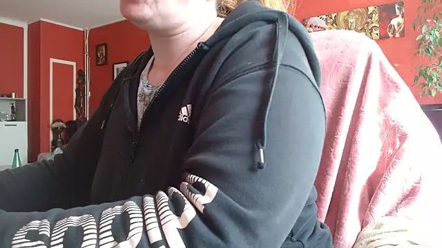 cruellaculdenfer67 online show from 04-02-26, 01:18