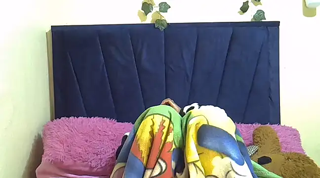 Snapshot of Seexy_nita chatting on 02-06-25, 04:10 Seexy nita online show from 02-06-25, 04:10