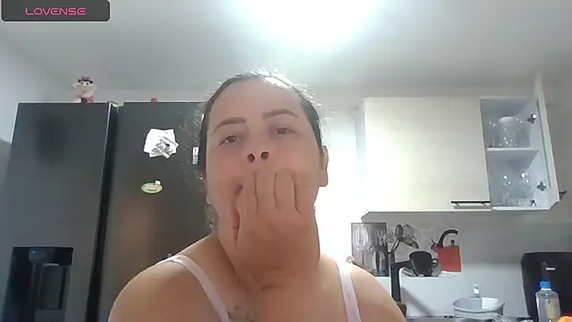 saramartinez1000 online show from 06-03-26, 02:18