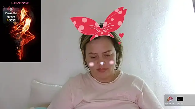 saramartinez1000 online show from 09-17-25, 04:09