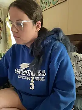 velvetta  online show from 11-18-25, 05:16