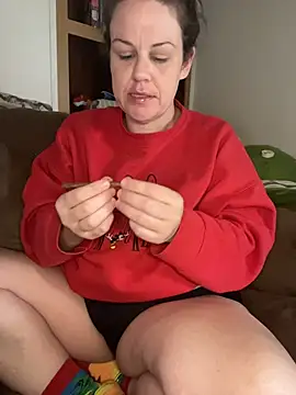 velvetta  online show from 11-30-25, 04:19