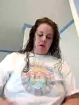 Snapshot of velvetta_ chatting on 03-09-25, 06:43 velvetta online show from 03-09-25, 06:43