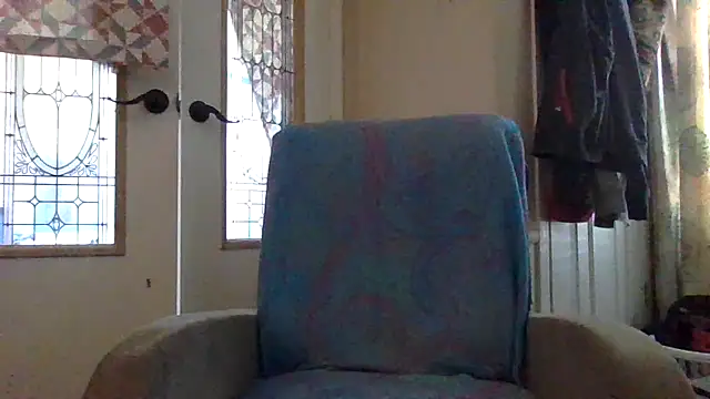 Snapshot of velvetta_ chatting on 10-09-25, 05:57 velvetta online show from 10-09-25, 05:57