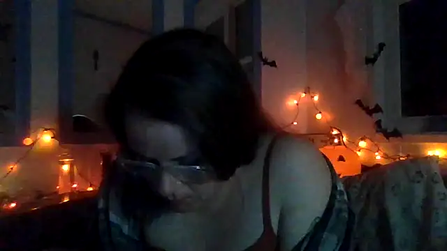 velvetta  online show from 10-29-25, 04:11