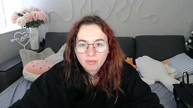 Snapshot of Mini_Diva chatting on 02-27-26, 09:09 Mini Diva online show from 02-27-26, 09:09