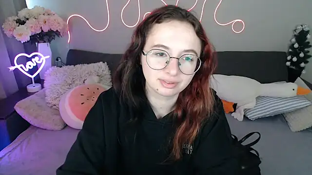 Mini Diva online show from 04-03-26, 08:10