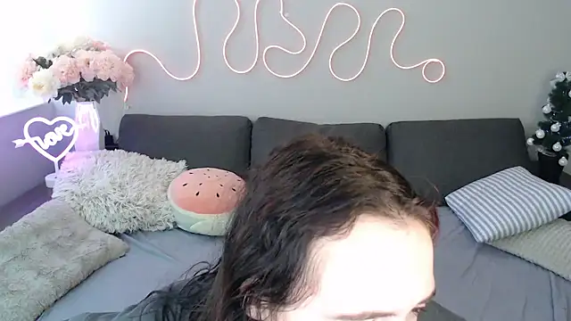 Mini Diva online show from 01-09-26, 09:16