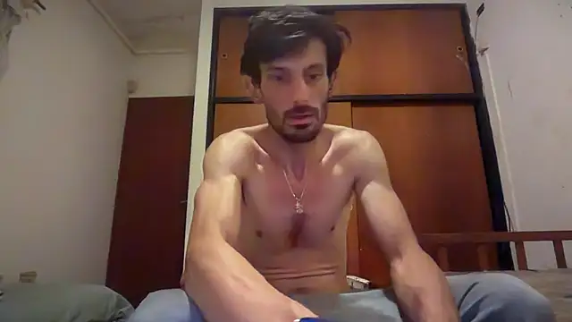 Snapshot of nicolaaaaas chatting on 02-12-26, 03:06 nicolaaaaas online show from 02-12-26, 03:06