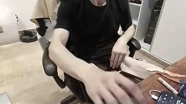 nicolaaaaas online show from 11-17-25, 09:02