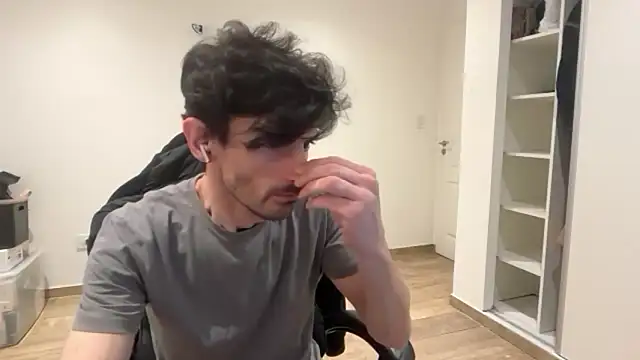 nicolaaaaas online show from 11-08-25, 09:46