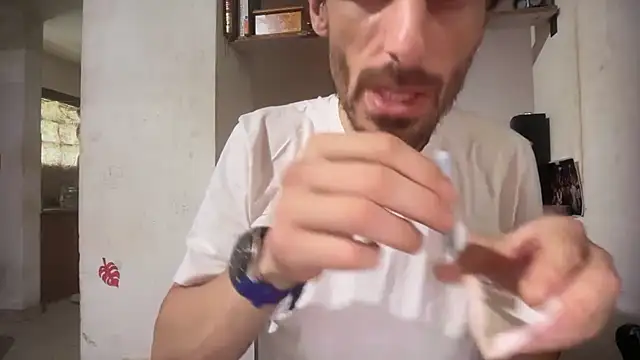 Snapshot of nicolaaaaas chatting on 02-15-26, 08:52 nicolaaaaas online show from 02-15-26, 08:52