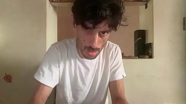 Snapshot of nicolaaaaas chatting on 02-19-26, 05:32 nicolaaaaas online show from 02-19-26, 05:32