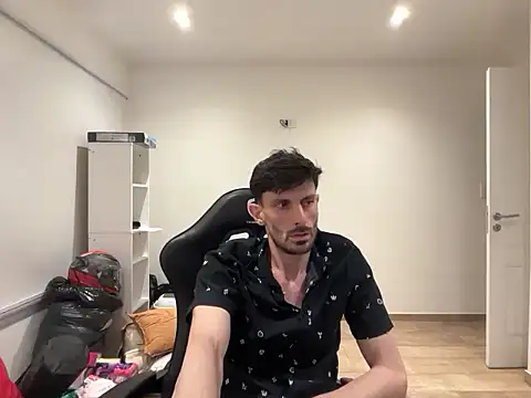 nicolaaaaas online show from 11-25-25, 11:48