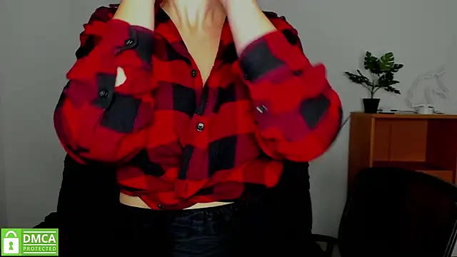 annakillianox online show from 10-19-25, 05:32