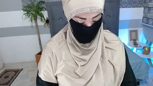 Snapshot of Jalima_sabag chatting on 11-18-25, 12:41 Jalima sabag online show from 11-18-25, 12:41