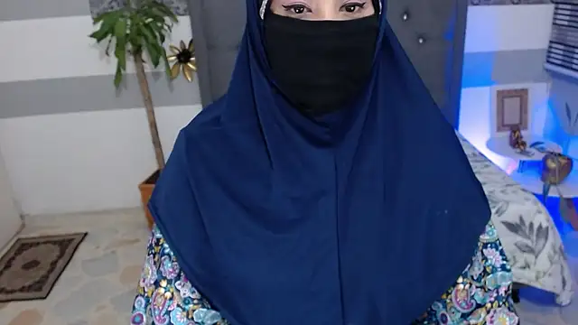 Snapshot of Jalima_sabag chatting on 12-22-25, 07:25 Jalima sabag online show from 12-22-25, 07:25