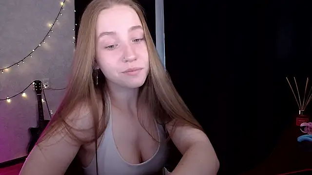 Snapshot of SindiWatsoon chatting on 07-13-26, 04:17 SindiWatsoon online show from 07-13-26, 04:17