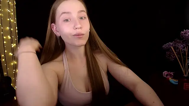 Snapshot of SindiWatsoon chatting on 05-14-26, 04:26 SindiWatsoon online show from 05-14-26, 04:26