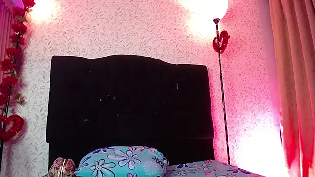 luly pink online show from 02-27-26, 09:36