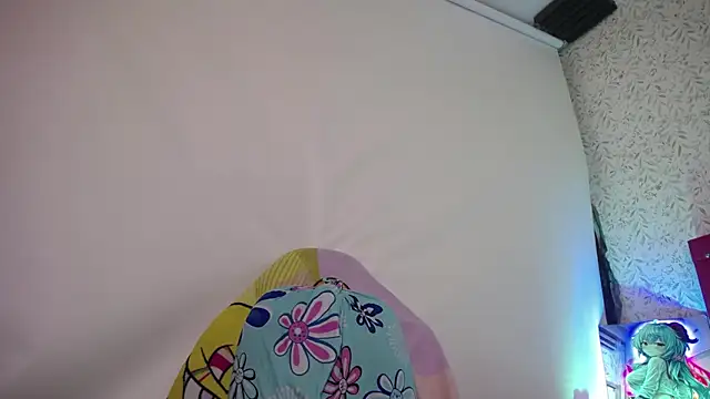 luly pink online show from 02-26-26, 04:12