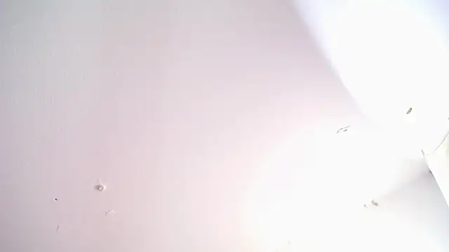 luly pink online show from 11-08-25, 04:05