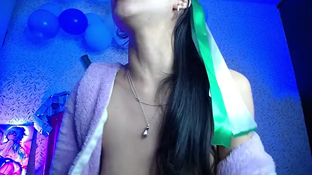 luly pink online show from 10-01-25, 04:06